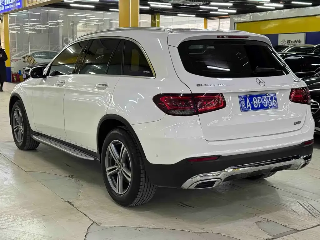 Mercedes-Benz GLC — фото 6
