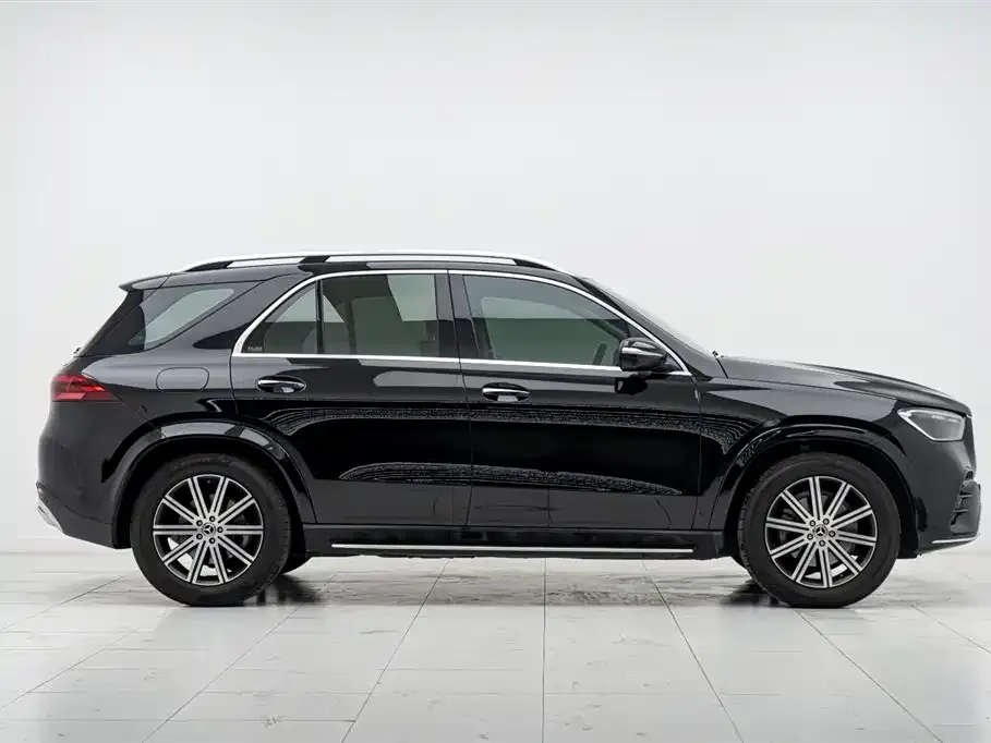 Mercedes-Benz GLE — фото 8