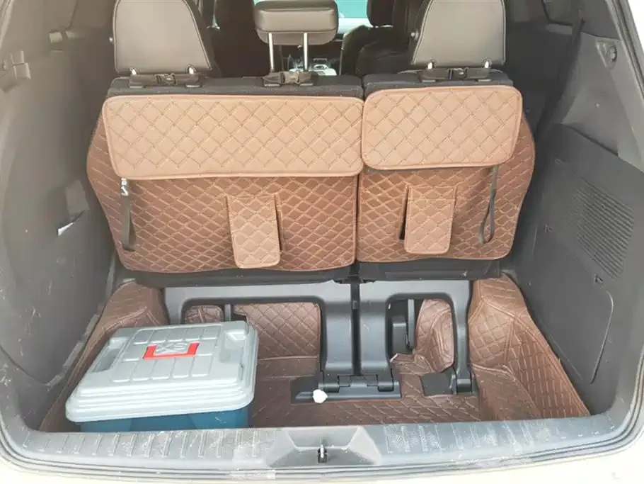 Toyota Granvia — фото 5