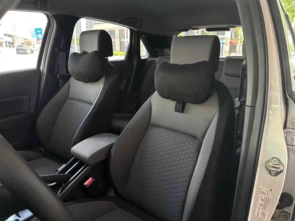 Honda Fit — фото 10