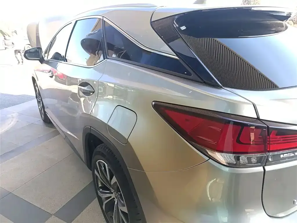 Lexus RX — фото 10