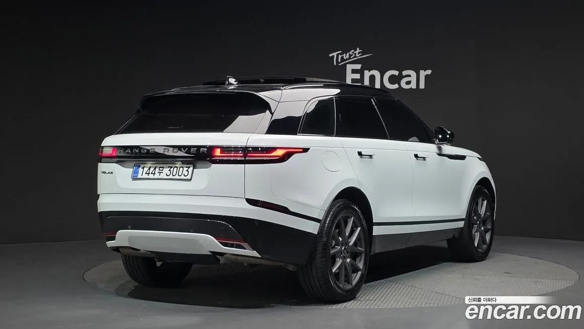 Land Rover Range Rover Velar — фото 2