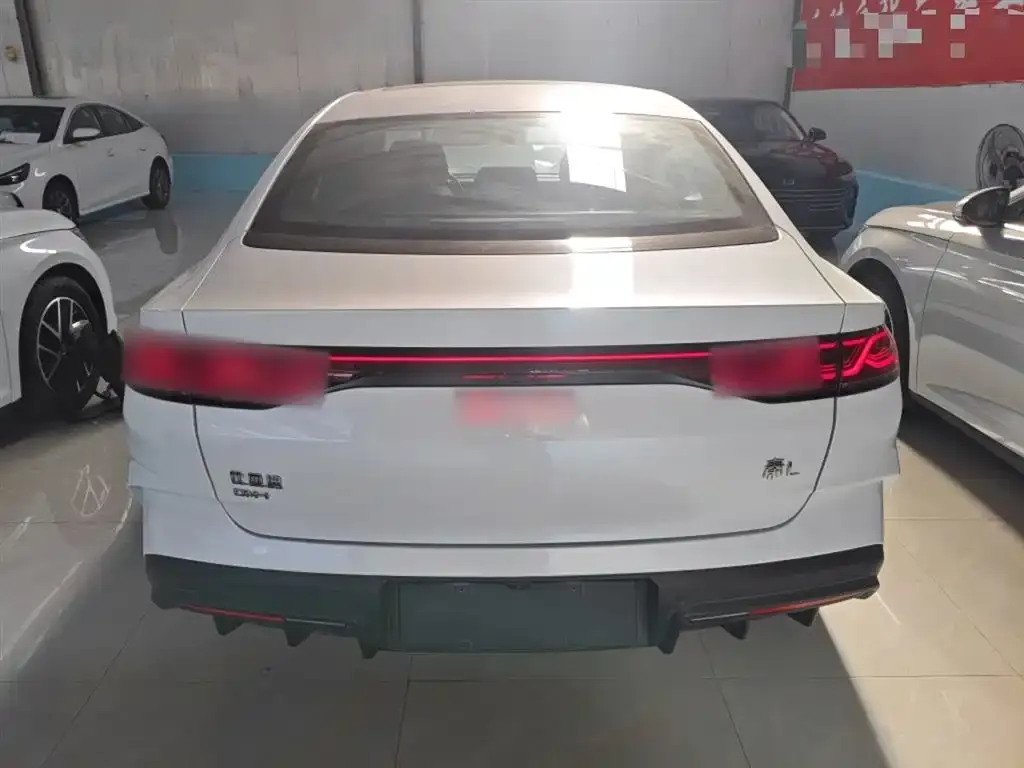 BYD Qin L — фото 2