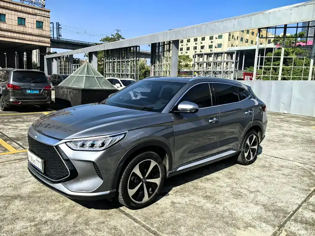 BYD PLUS New Energy — фото 1