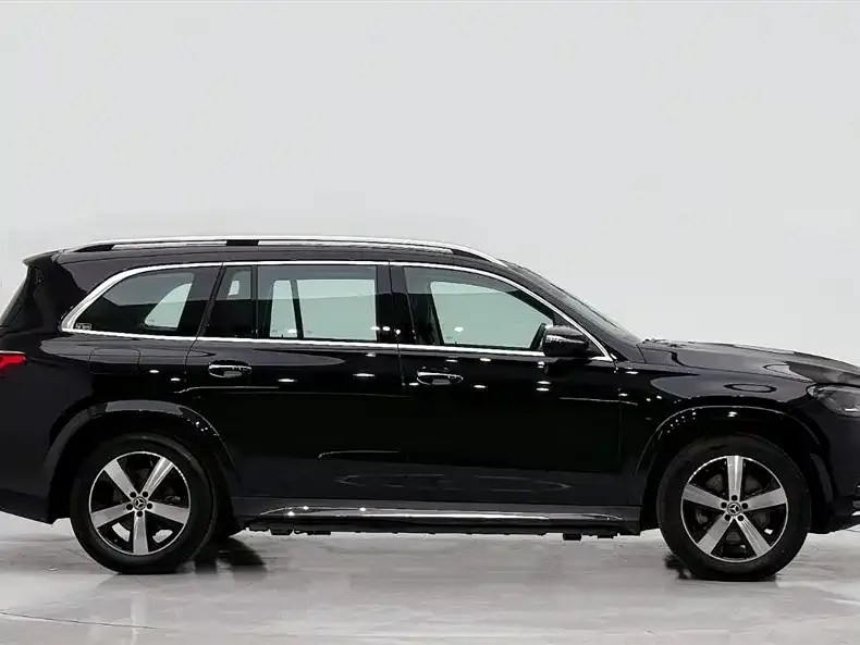 Mercedes-Benz GLS — фото 6