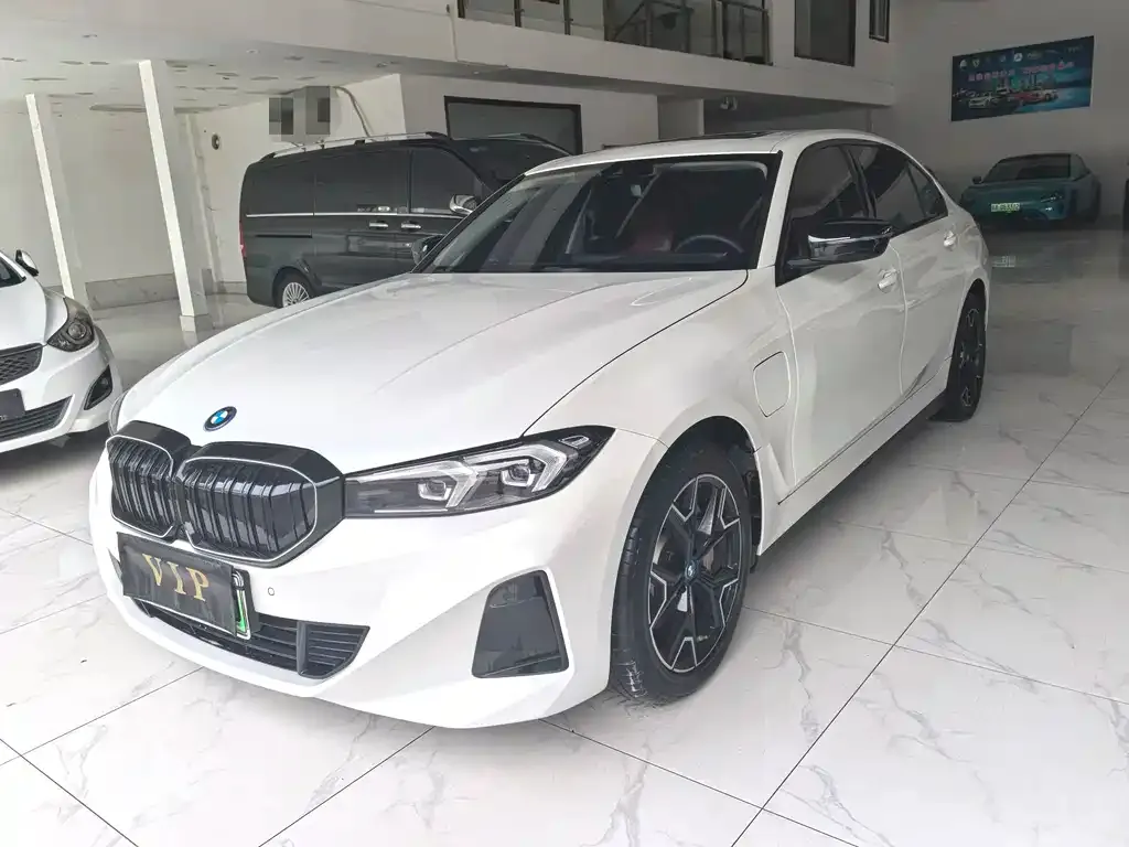 BMW i3 — фото 1