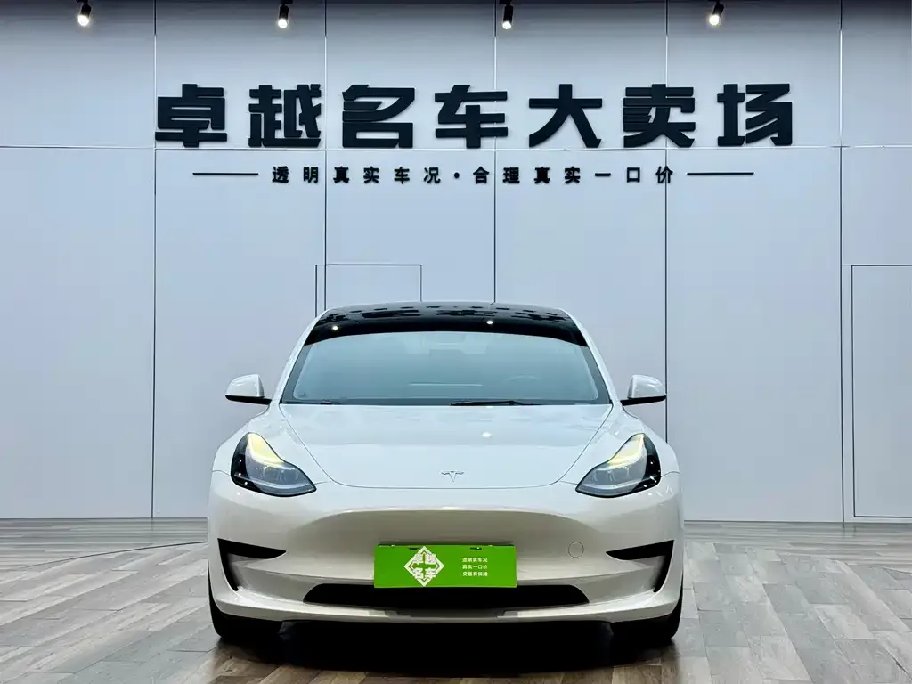 Tesla Model 3 — фото 2