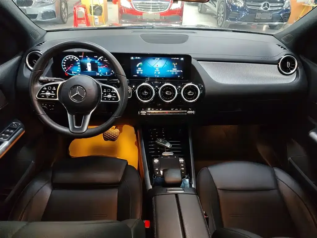 Mercedes-Benz GLA — фото 8