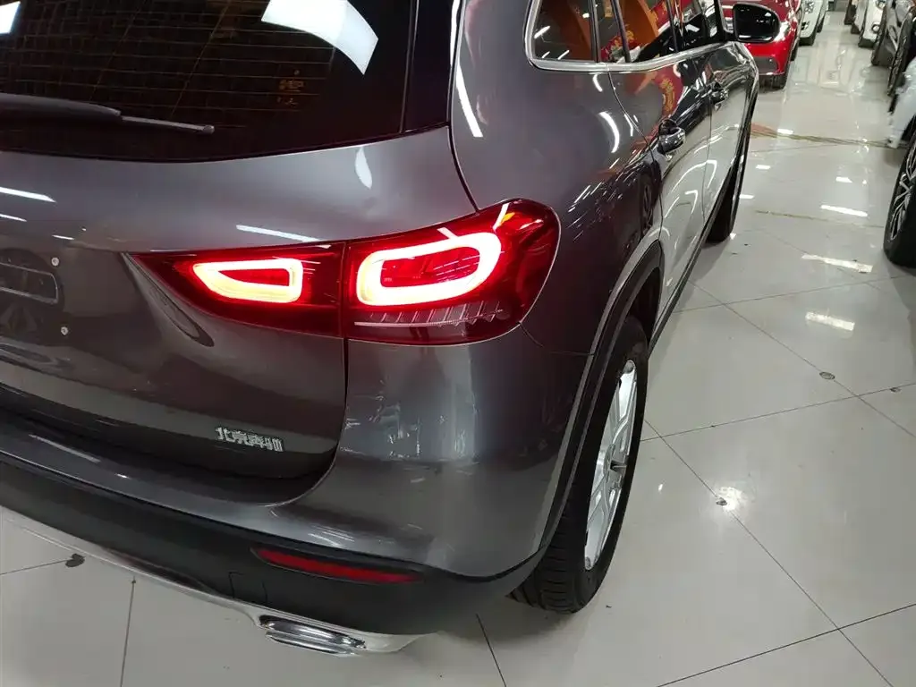 Mercedes-Benz GLA — фото 6