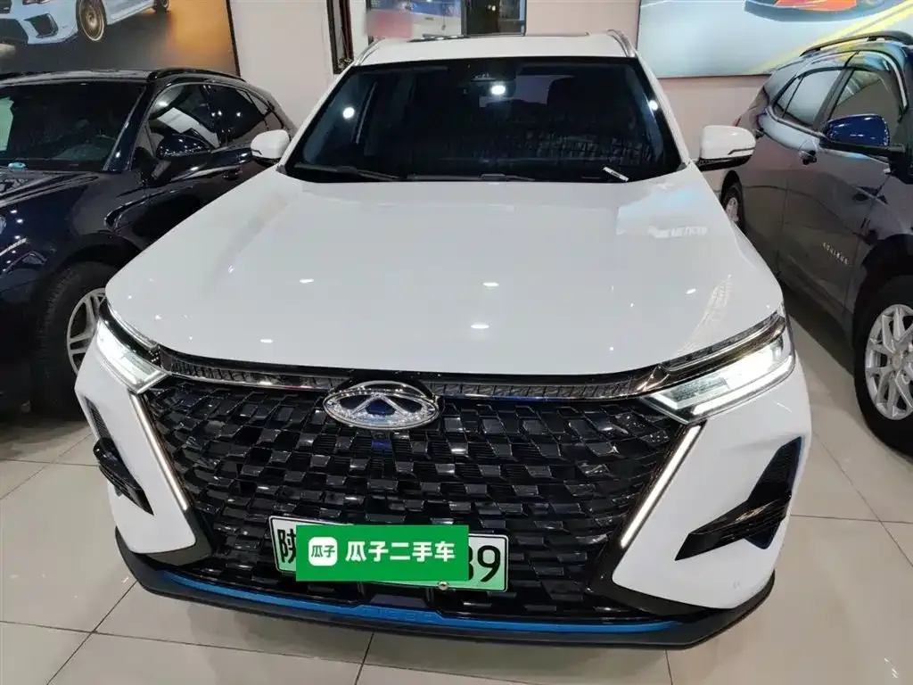 Chery Tiggo 8 PRO NEV — фото 3
