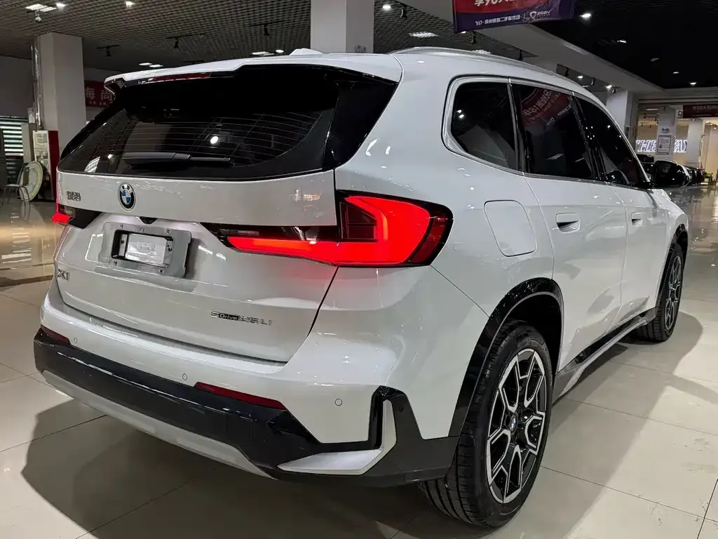 BMW X1 — фото 4
