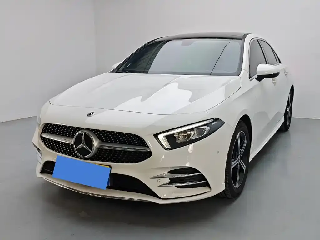 Mercedes-Benz A-Class — фото 1