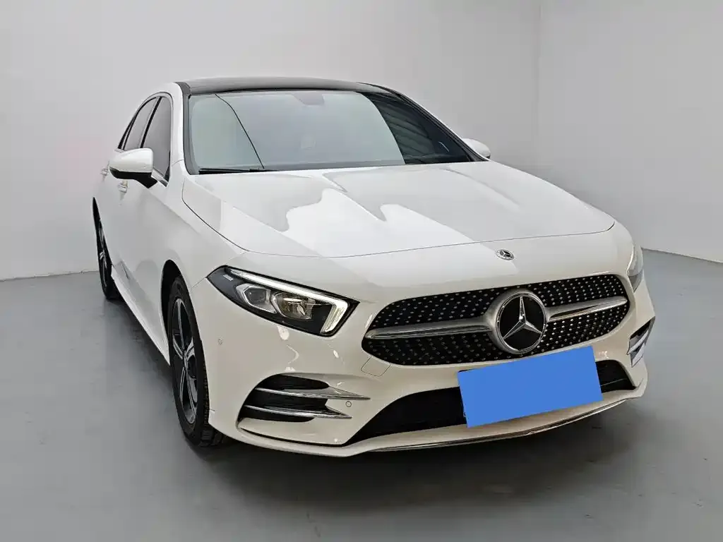 Mercedes-Benz A-Class — фото 8
