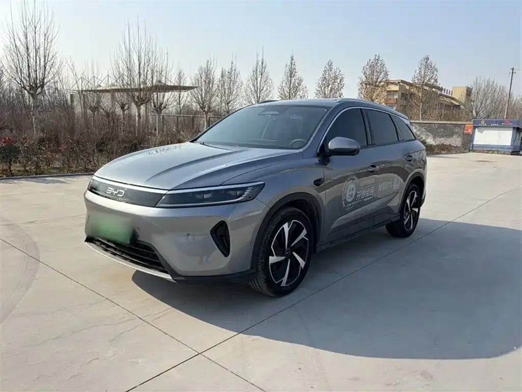 BYD Seal 05 DM-i — фото 8