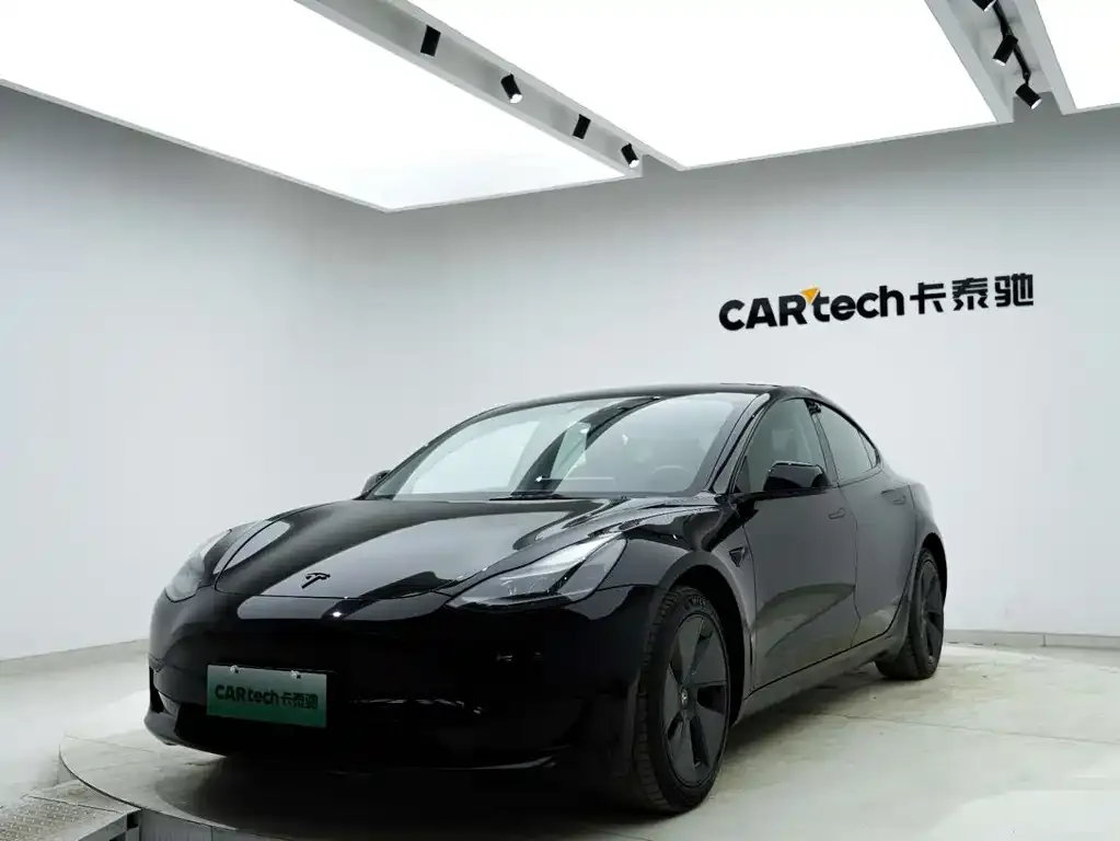 Tesla Model 3 — фото 6