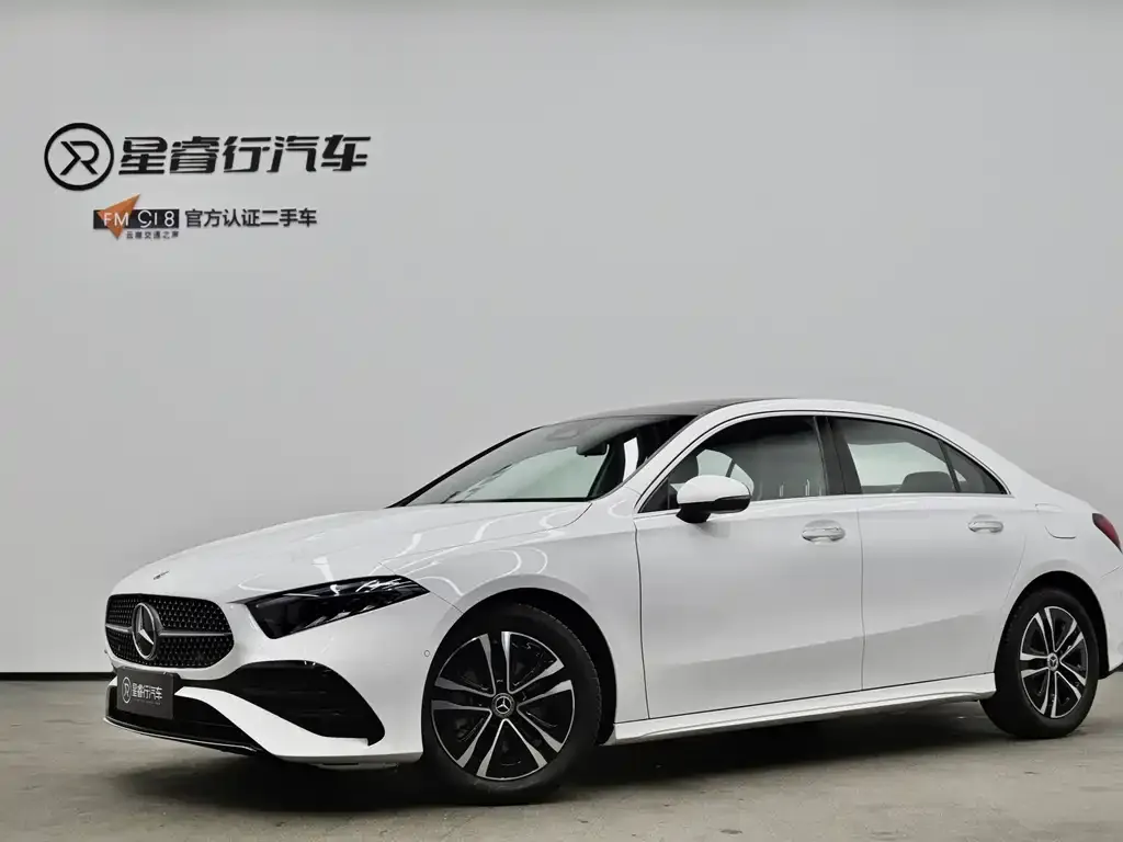 Mercedes-Benz A-Class — фото 1