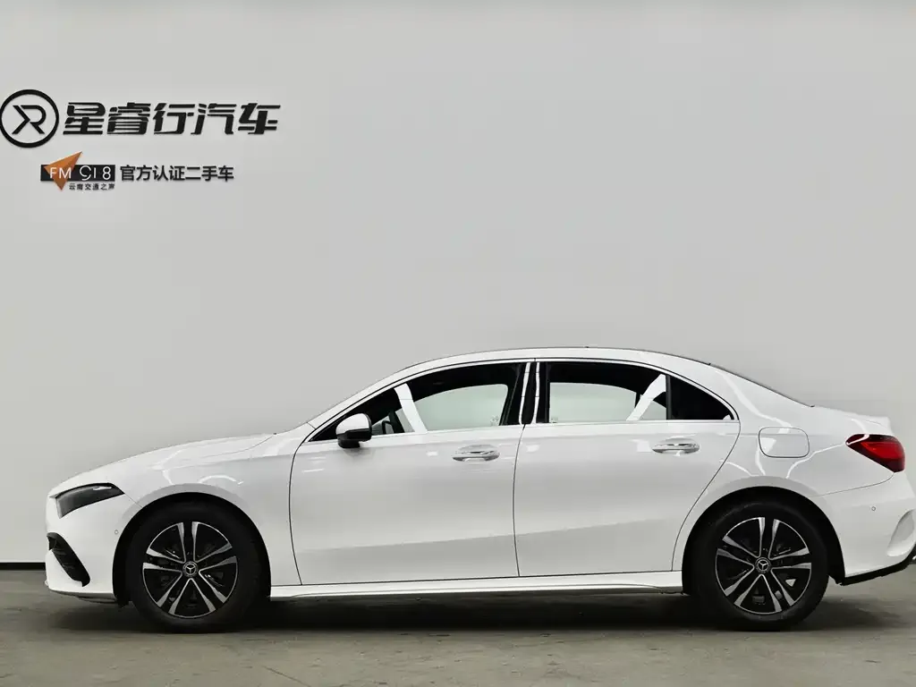 Mercedes-Benz A-Class — фото 10