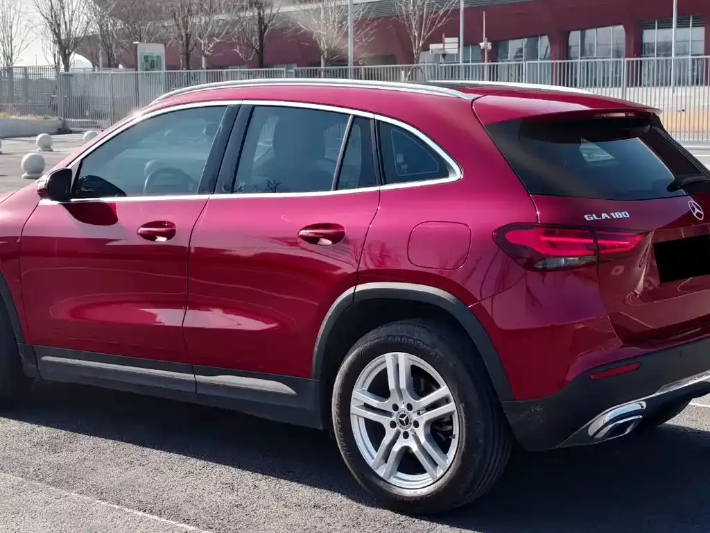 Mercedes-Benz GLA — фото 9