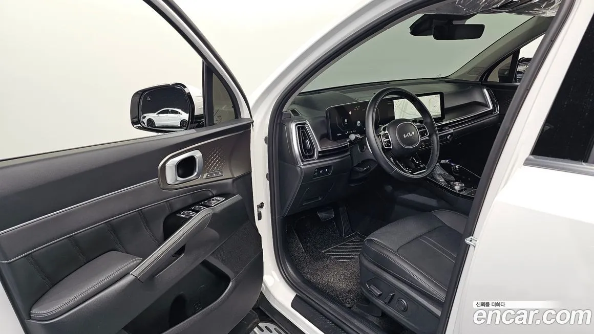 Kia Sorento — фото 10