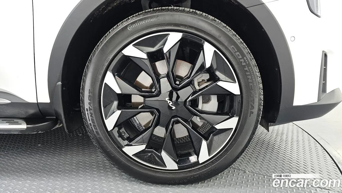 Kia Sorento — фото 5