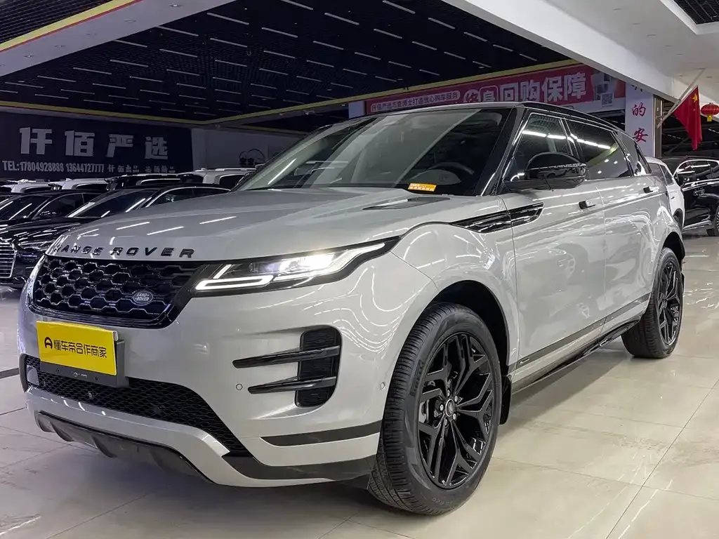 Land Rover Evoque — фото 1