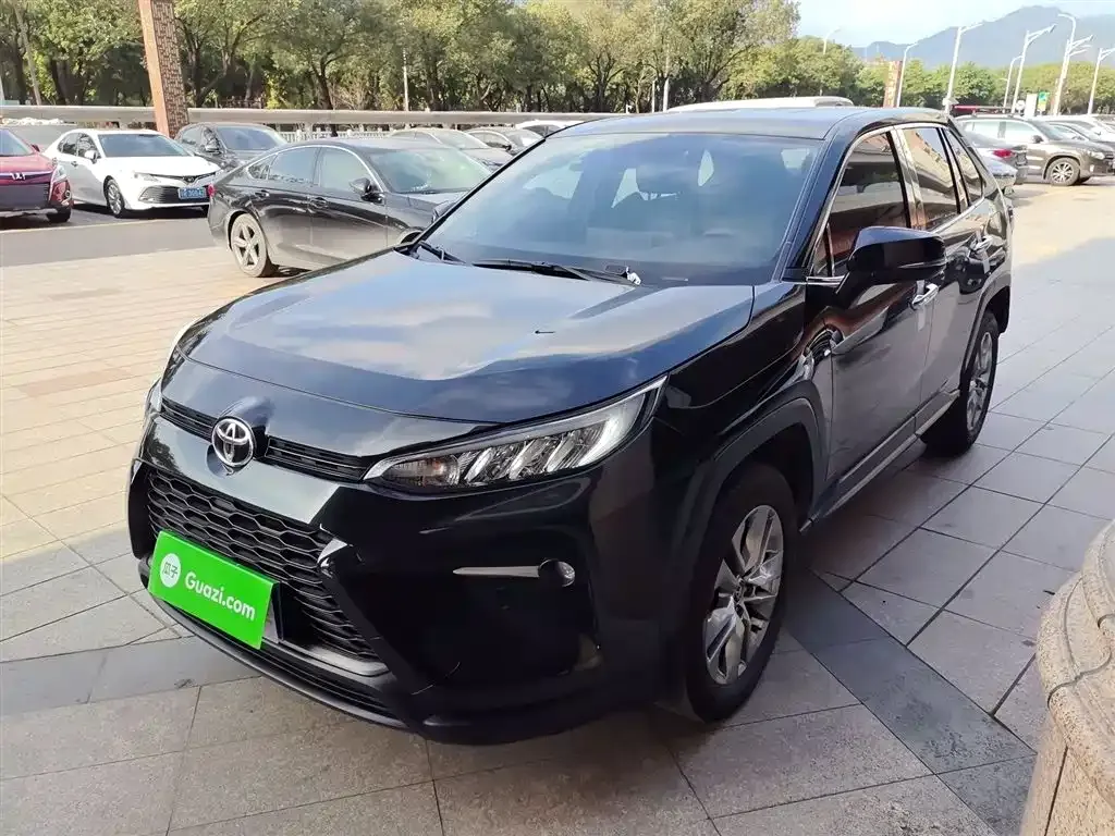 Toyota Wildlander — фото 1