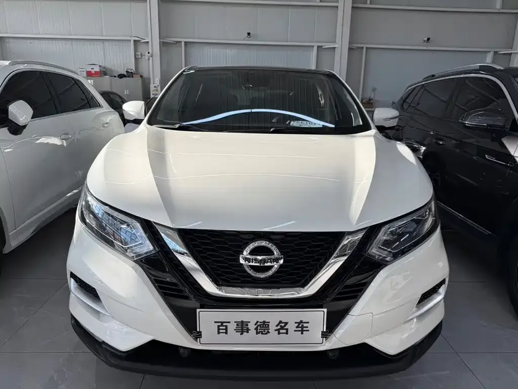 Nissan Qashqai — фото 2