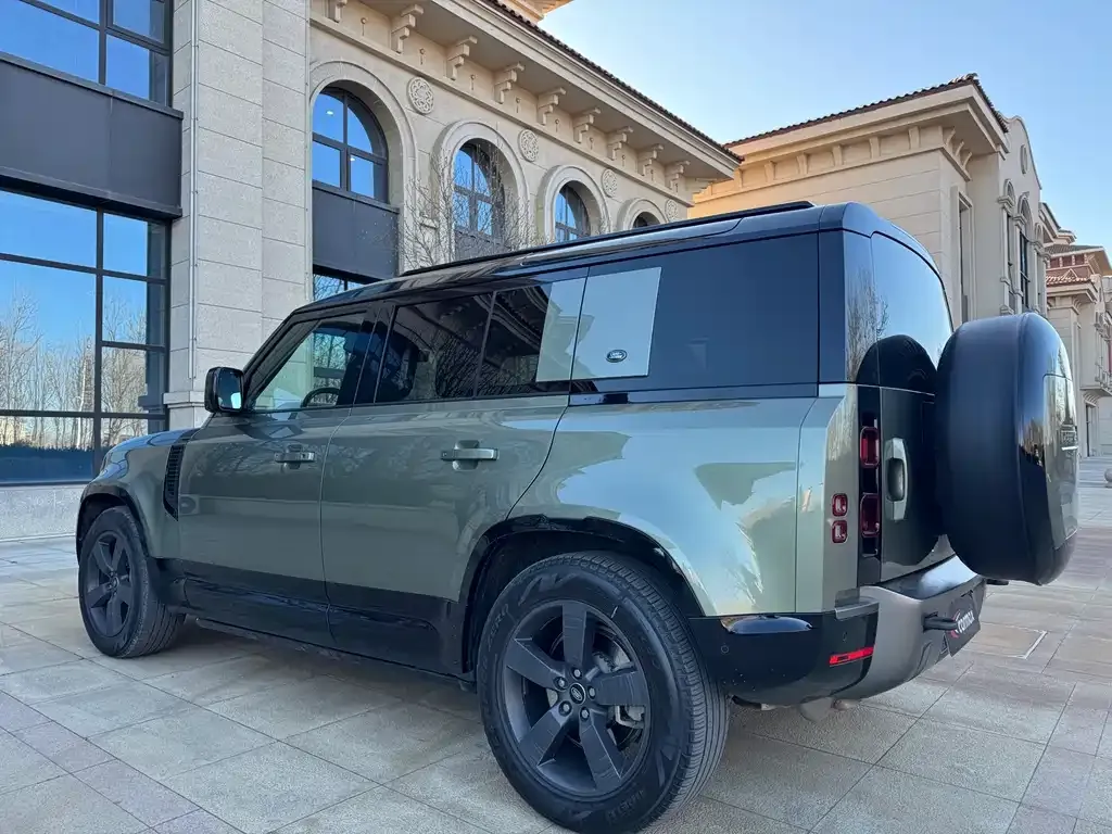 Land Rover Defender — фото 5