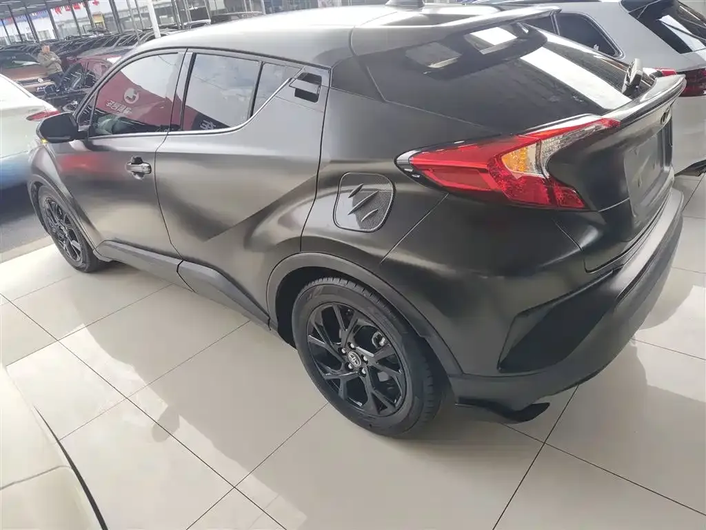 Toyota C-HR — фото 7