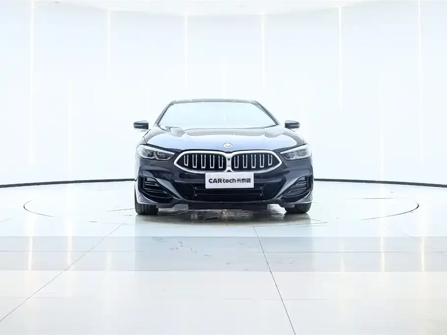 BMW 8 Series — фото 5
