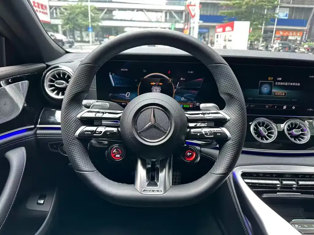 Mercedes-Benz AMG GT — фото 7