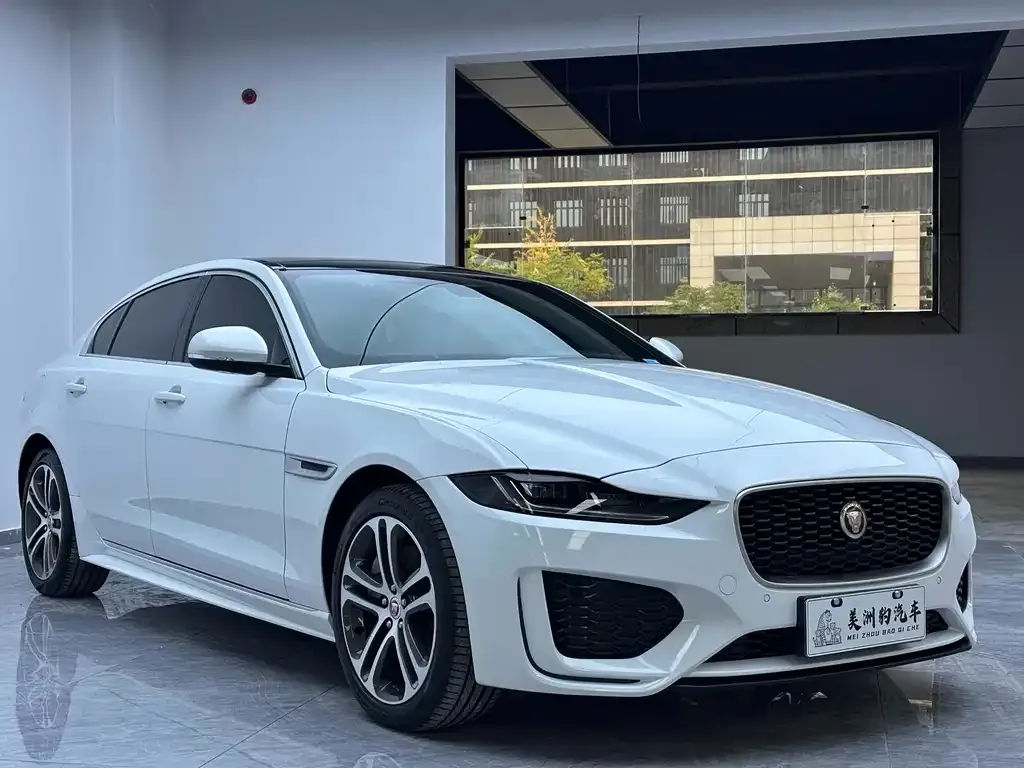Jaguar XEL — фото 2