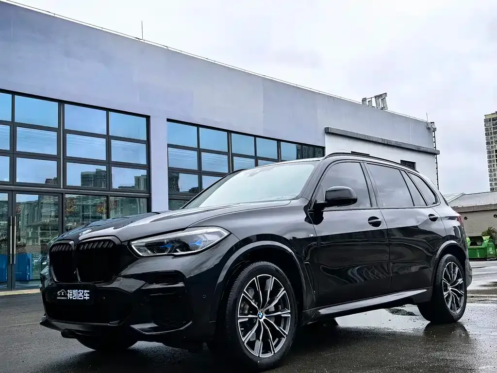 BMW X5 — фото 1