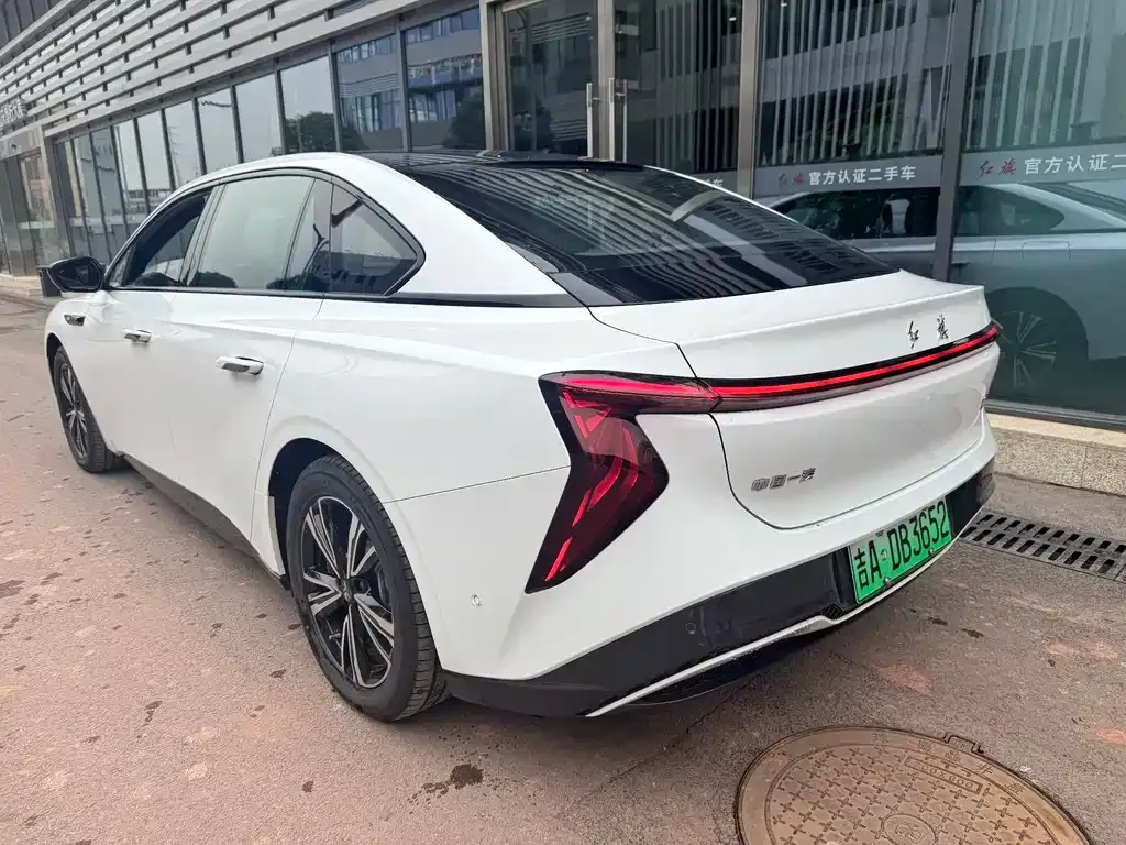 Hongqi EH7 — фото 4