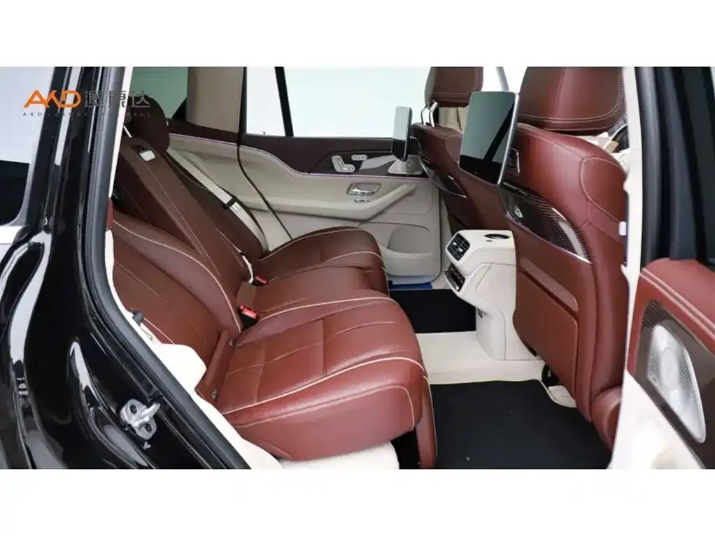 Mercedes-Benz GLS — фото 10