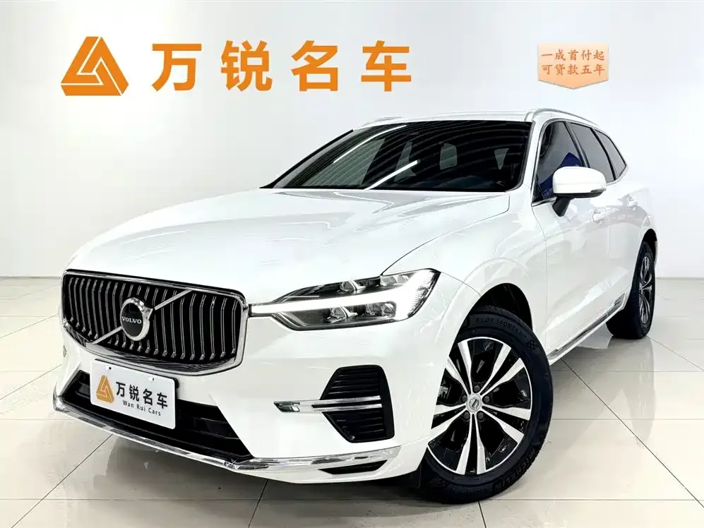 Volvo XC60 — фото 1