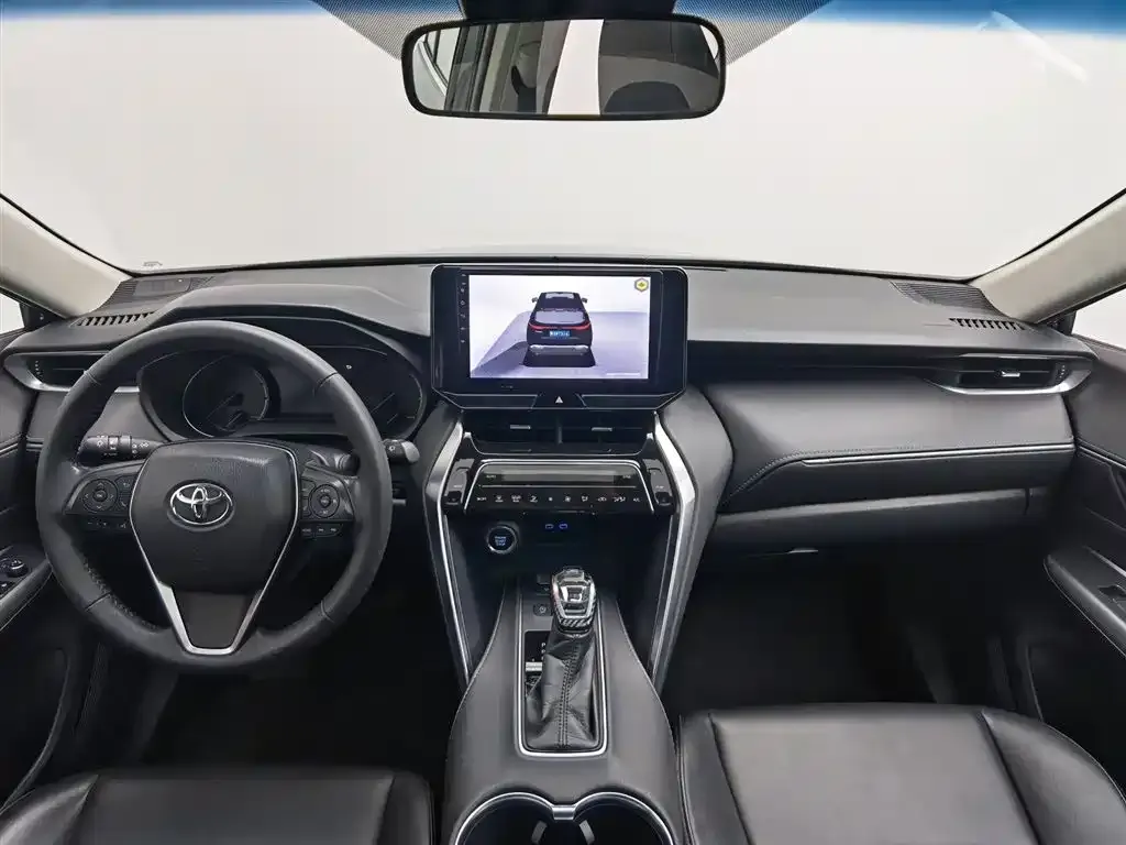 Toyota Harrier — фото 5
