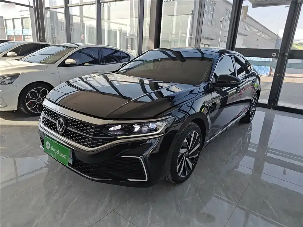 Volkswagen Passat — фото 6
