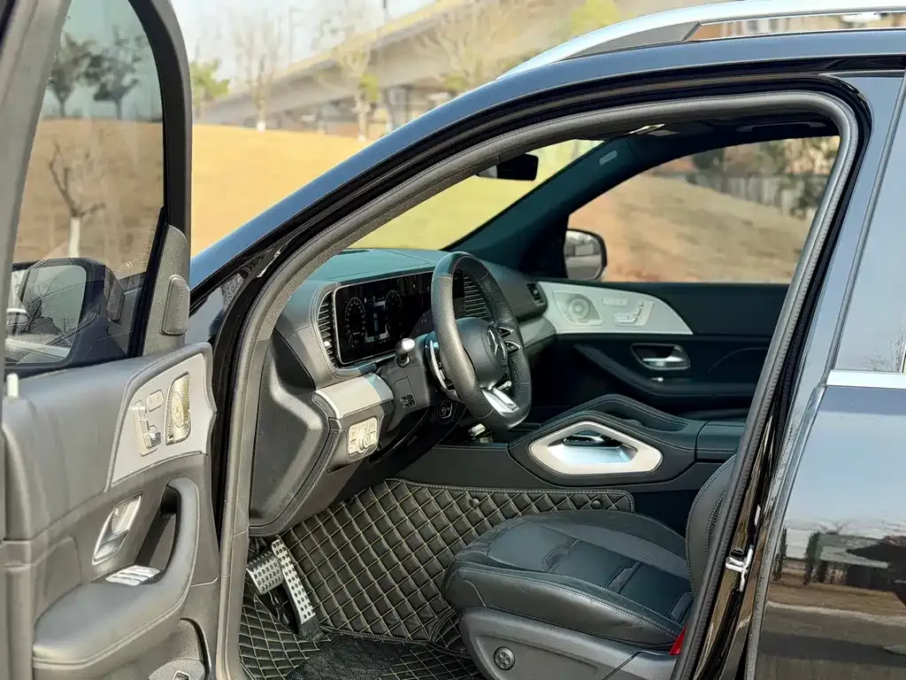 Mercedes-Benz GLE AMG — фото 6