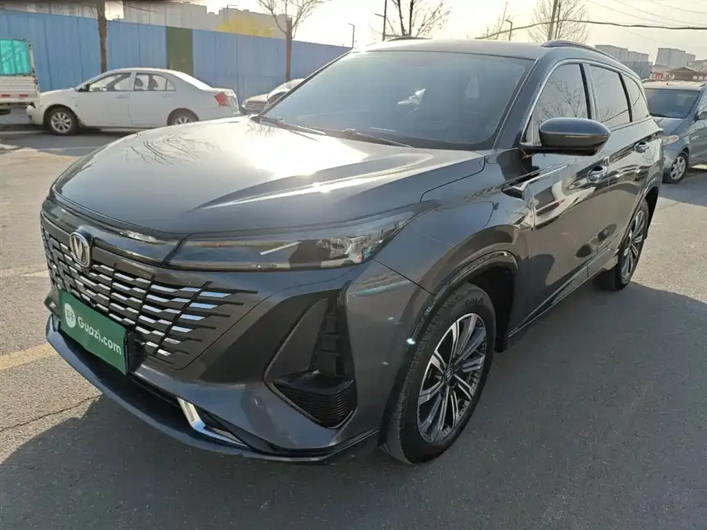 Changan CS75PLUS — фото 1