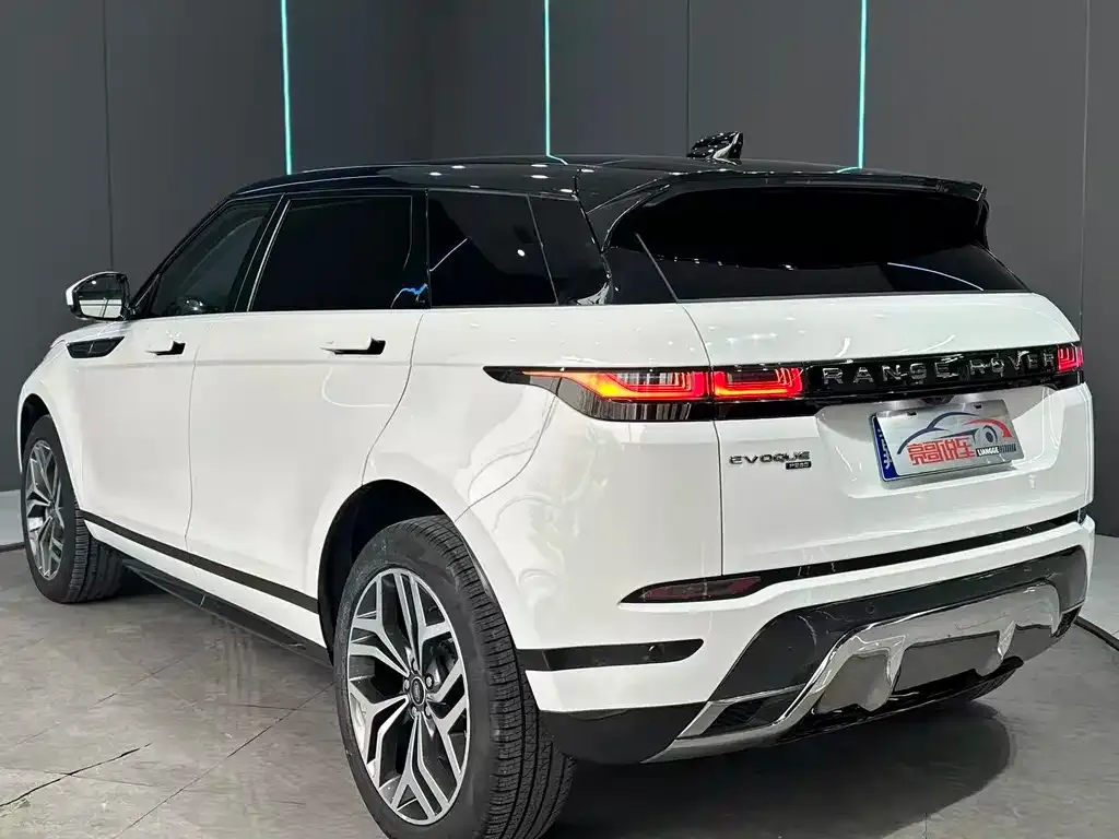 Land Rover Evoque — фото 10