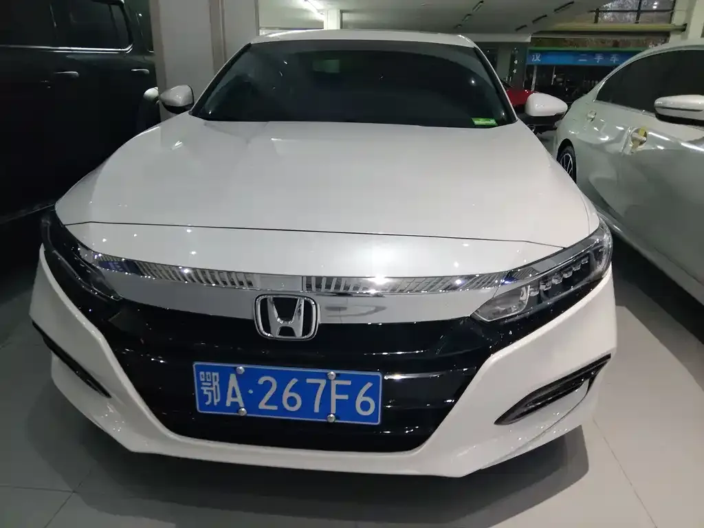 Honda Accord — фото 2