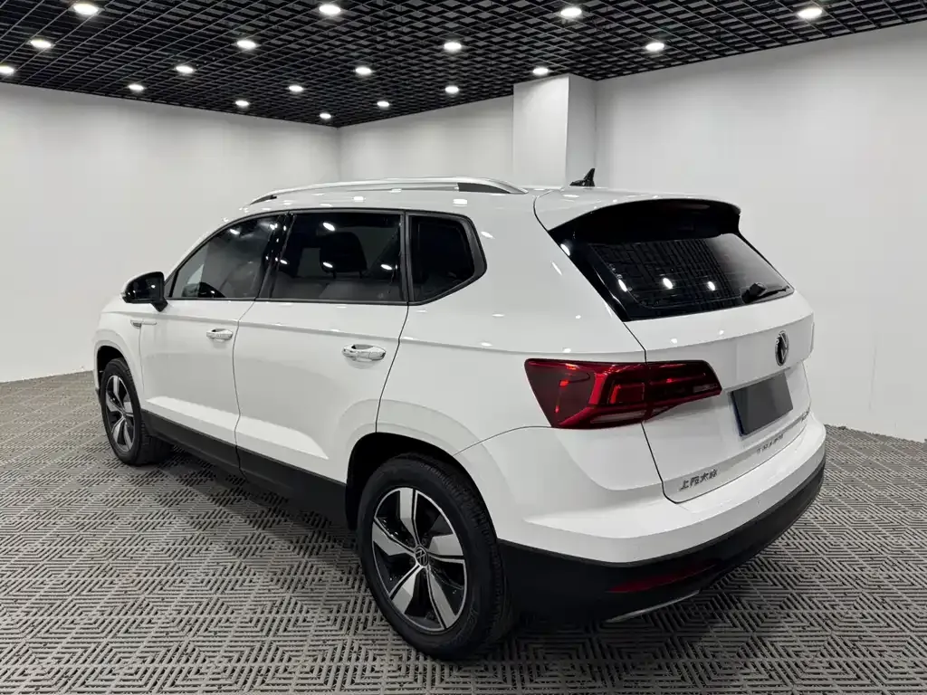 Volkswagen Tharu — фото 5