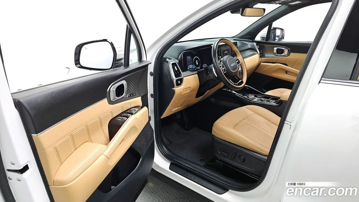 Kia Sorento — фото 10