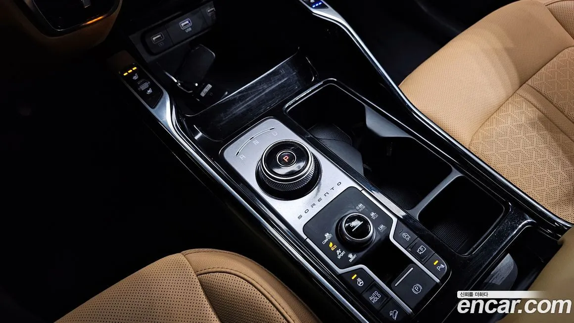 Kia Sorento — фото 9