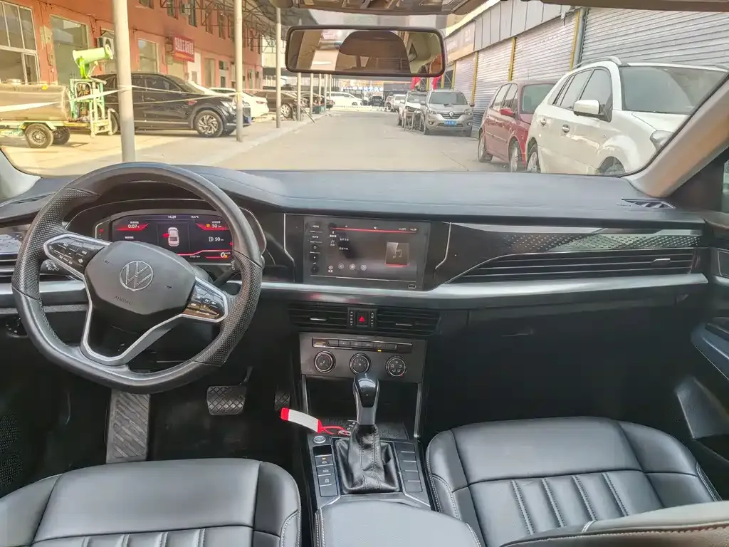 Volkswagen Passat — фото 6