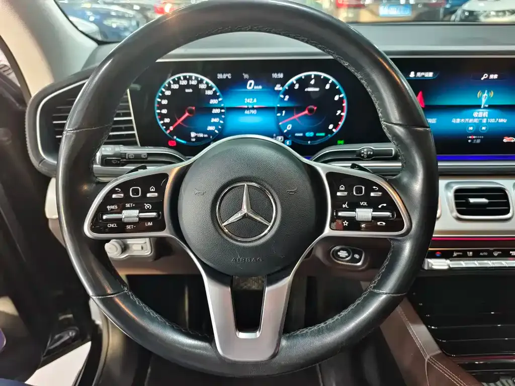 Mercedes-Benz GLE (Import) — фото 3