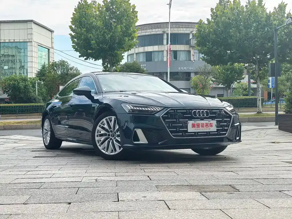 Audi A7L — фото 4