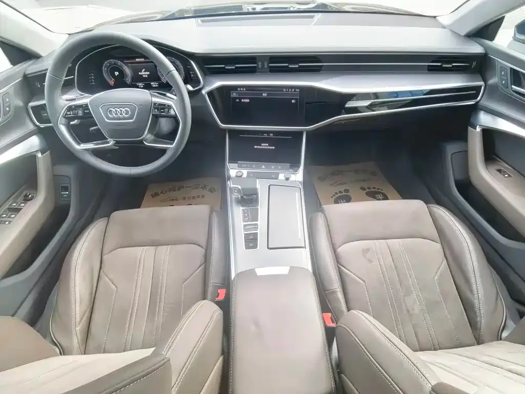 Audi A7L — фото 10