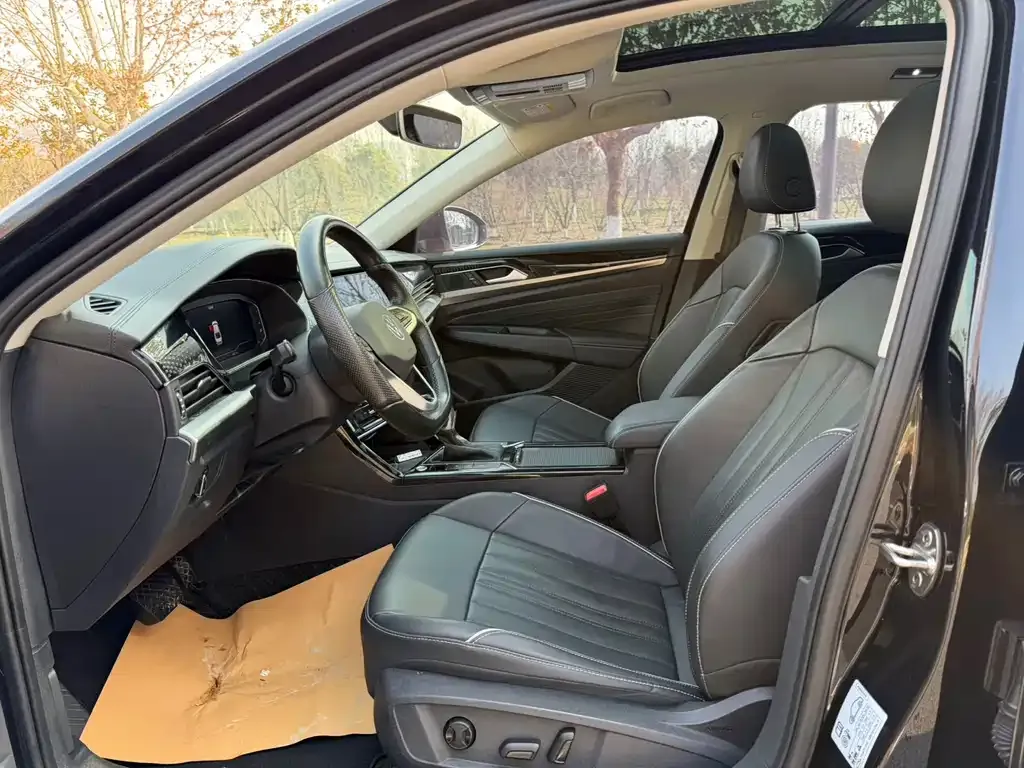 Volkswagen Passat — фото 3